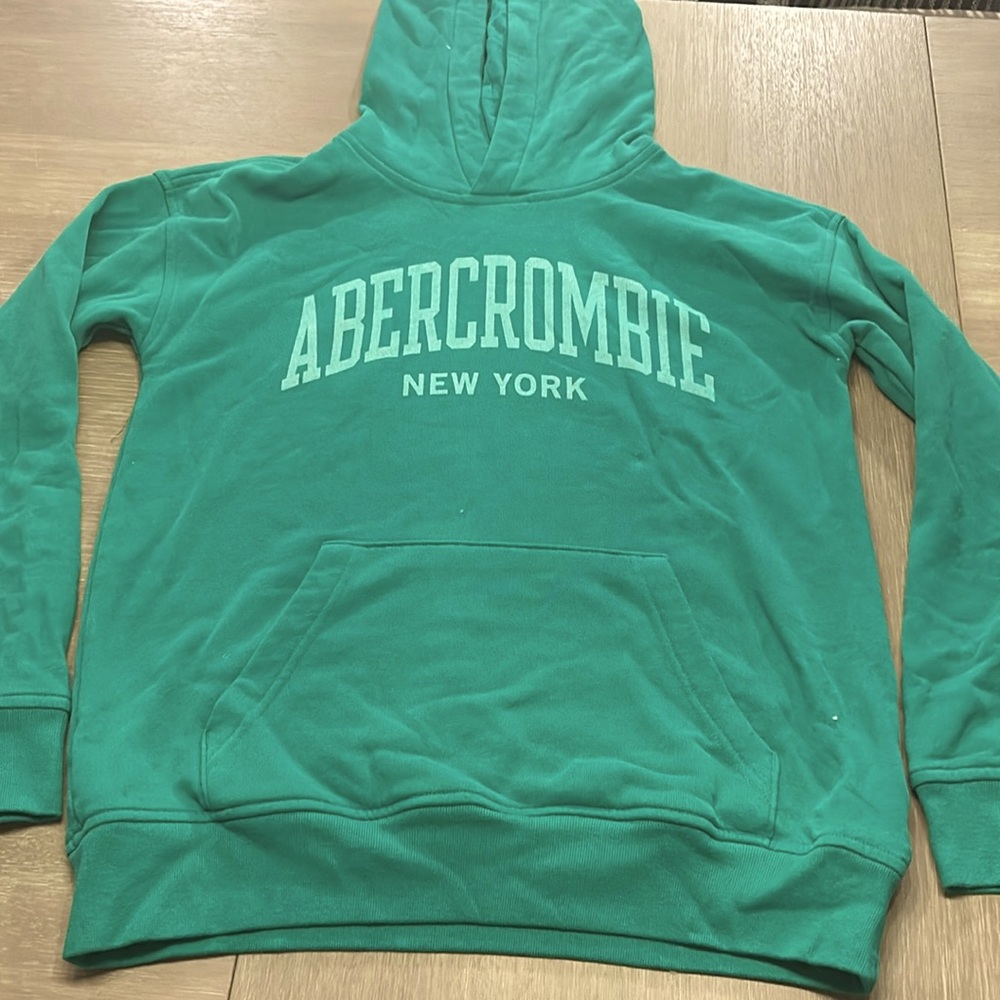 Abercrombie New York green kids size 11/12